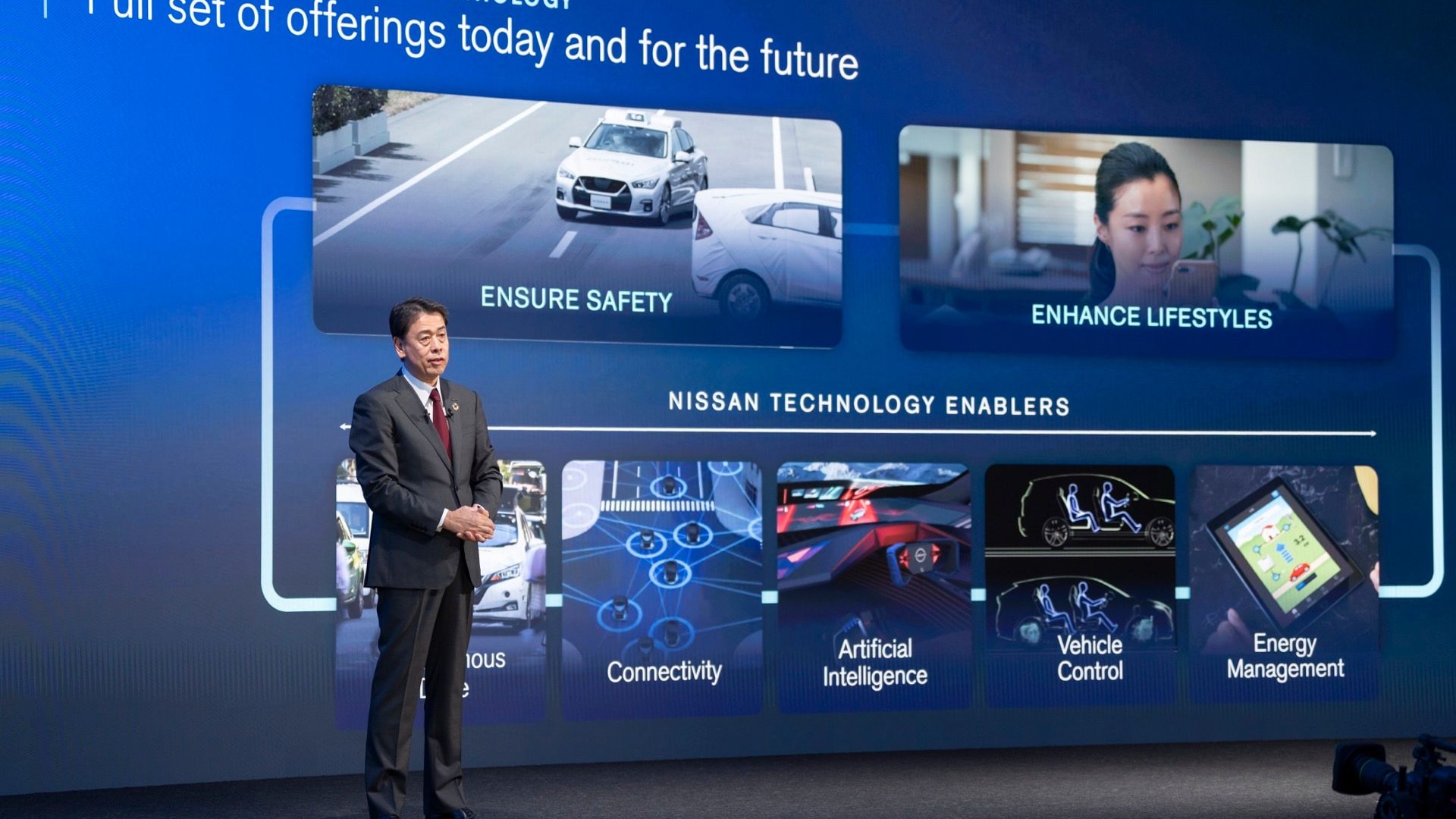 Nissan CEO Makoto Uchida presenting The Arc plan for EVs, hybrids, PHEVs
