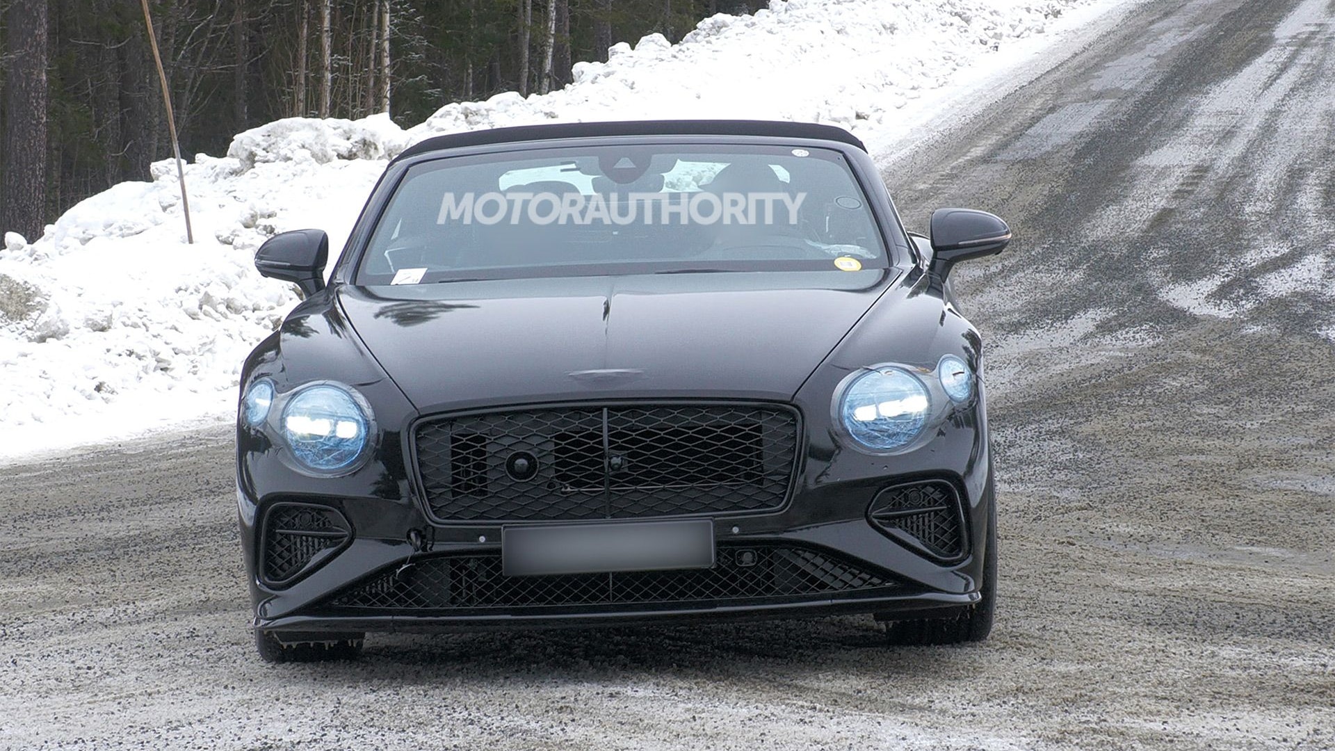 2025 Bentley Continental GT Convertible facelift spy shots - Photo credit: Baldauf