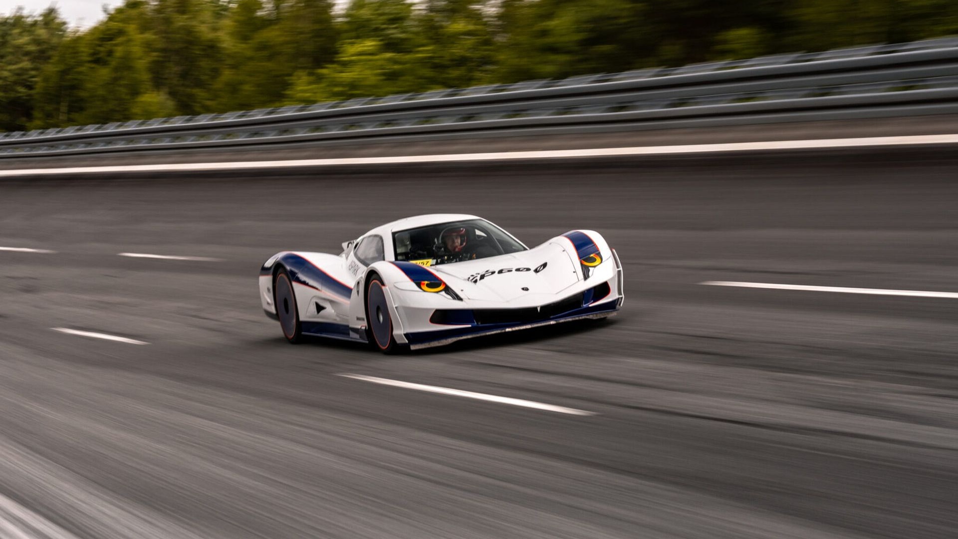 Watch the Aspark Owl SP600 electric hypercar hit 272 mph