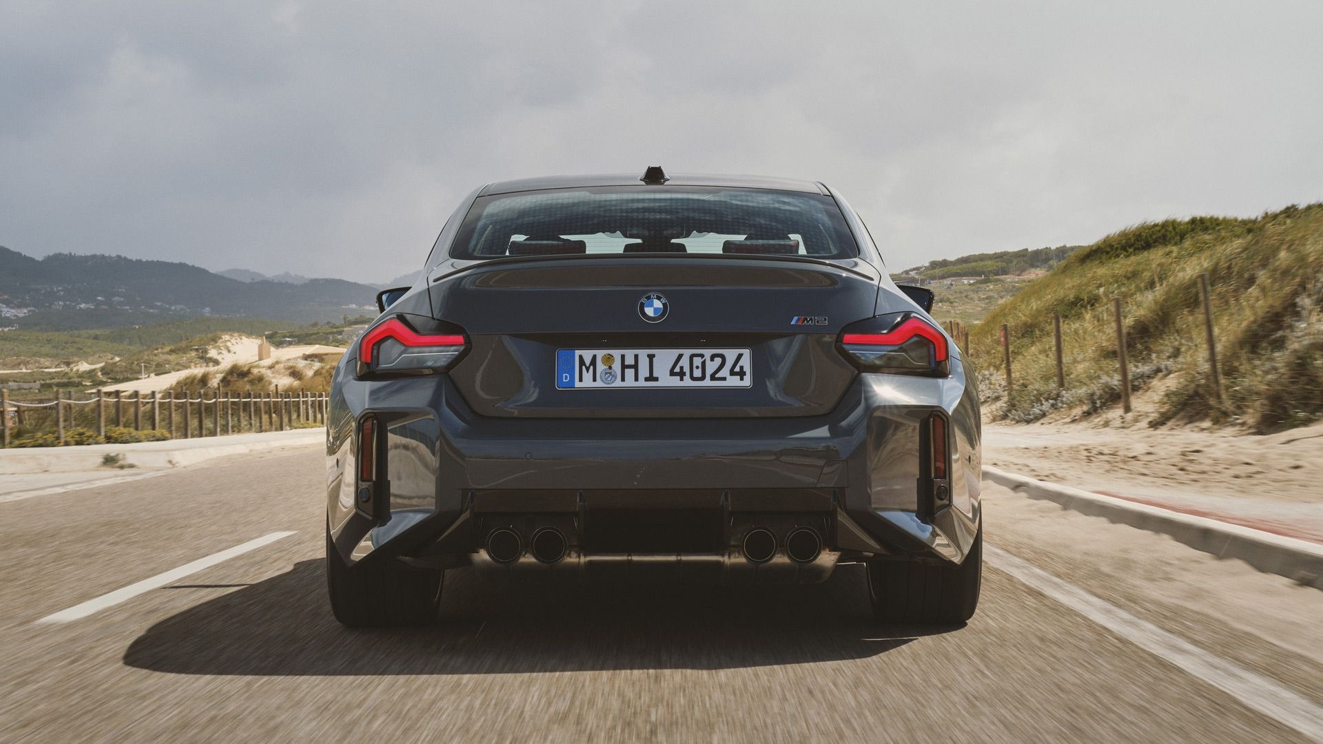 2025 BMW M2