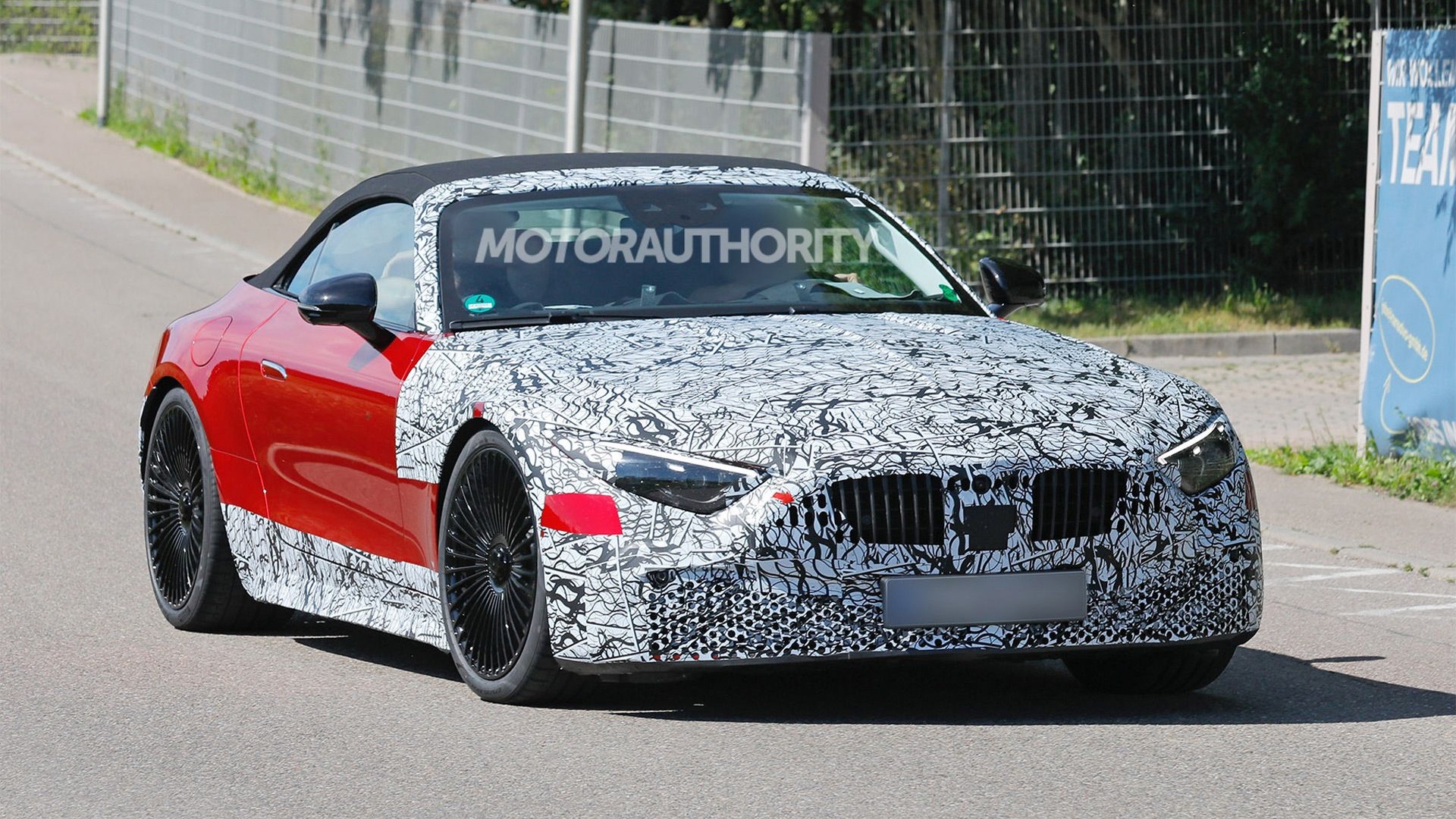 2026 Mercedes-Benz Maybach SL-Class spy shots – Photo via Baldauf