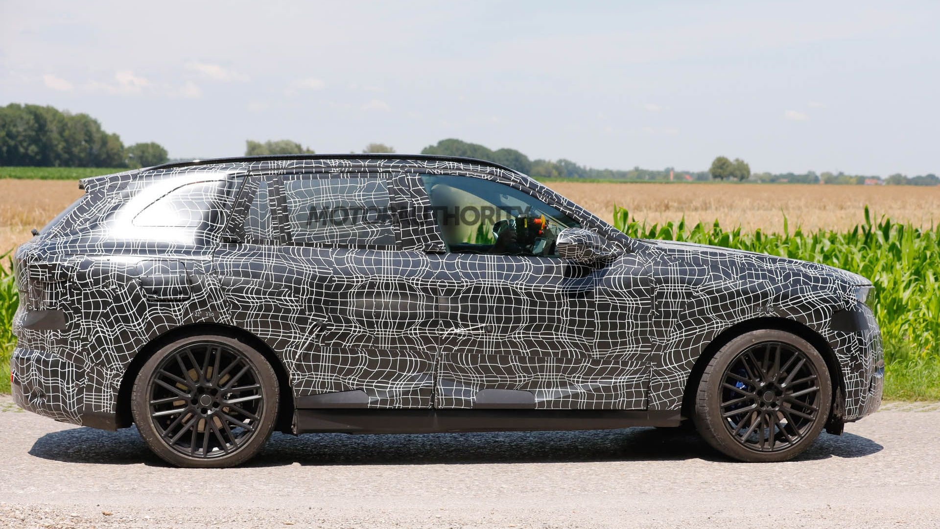 2026 BMW X5 spy shots