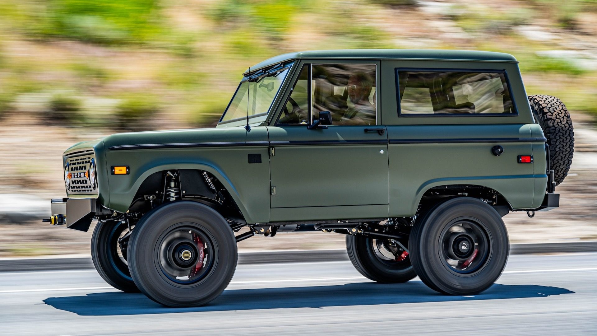 Icon New School Edition 1975 Ford Bronco