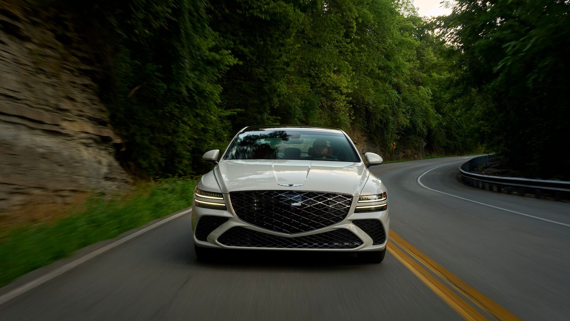 2025 Genesis G80