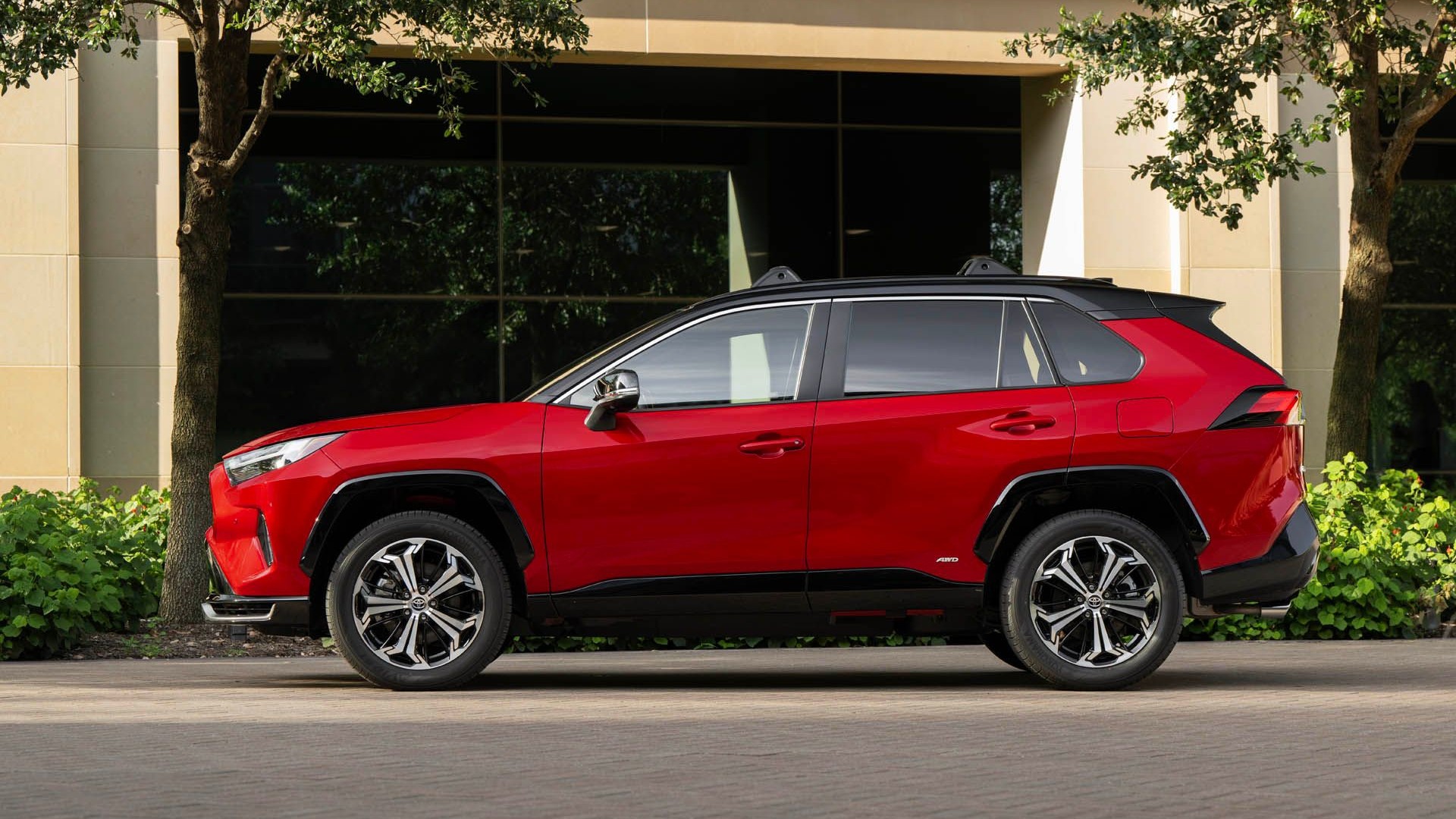 2025 Toyota RAV4 Plug-In Hybrid