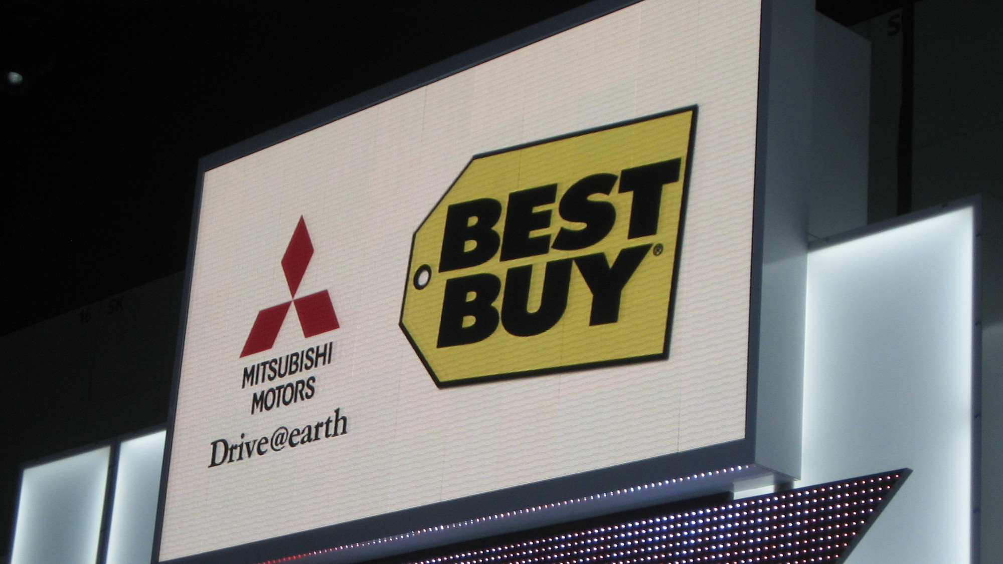 Mitsubishi - Best Buy