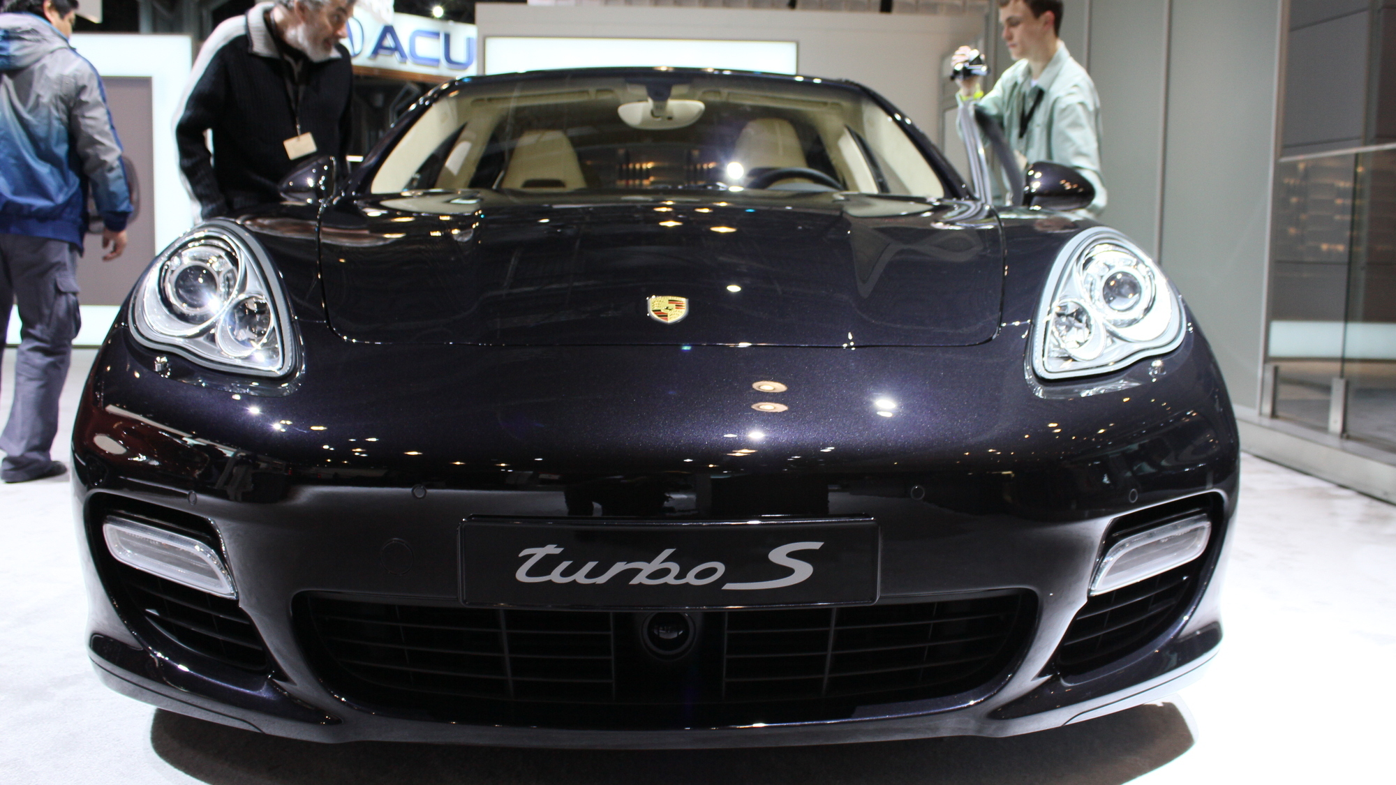 2012 Porsche Panamera Turbo S live photos