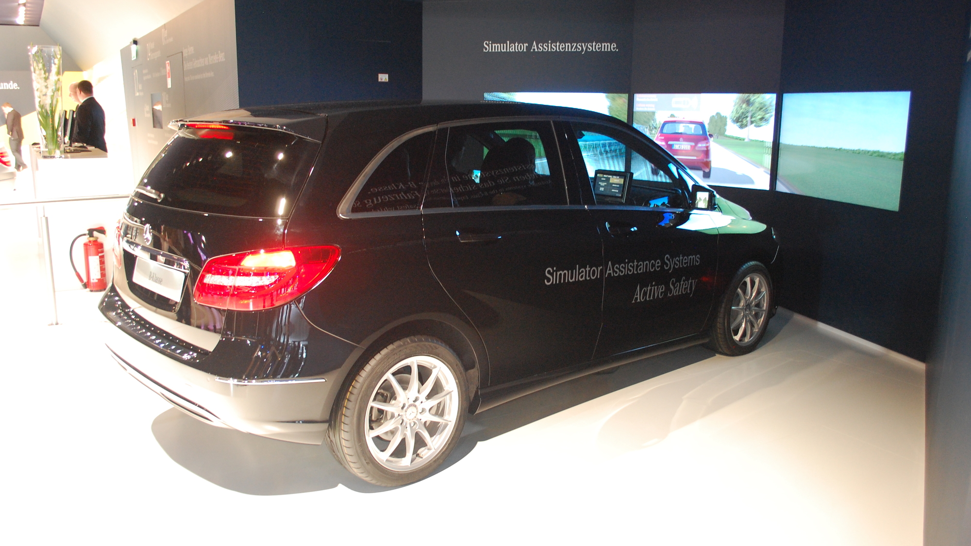 Mercedes-Benz safety systems simulator, 2011 Frankfurt Auto Show