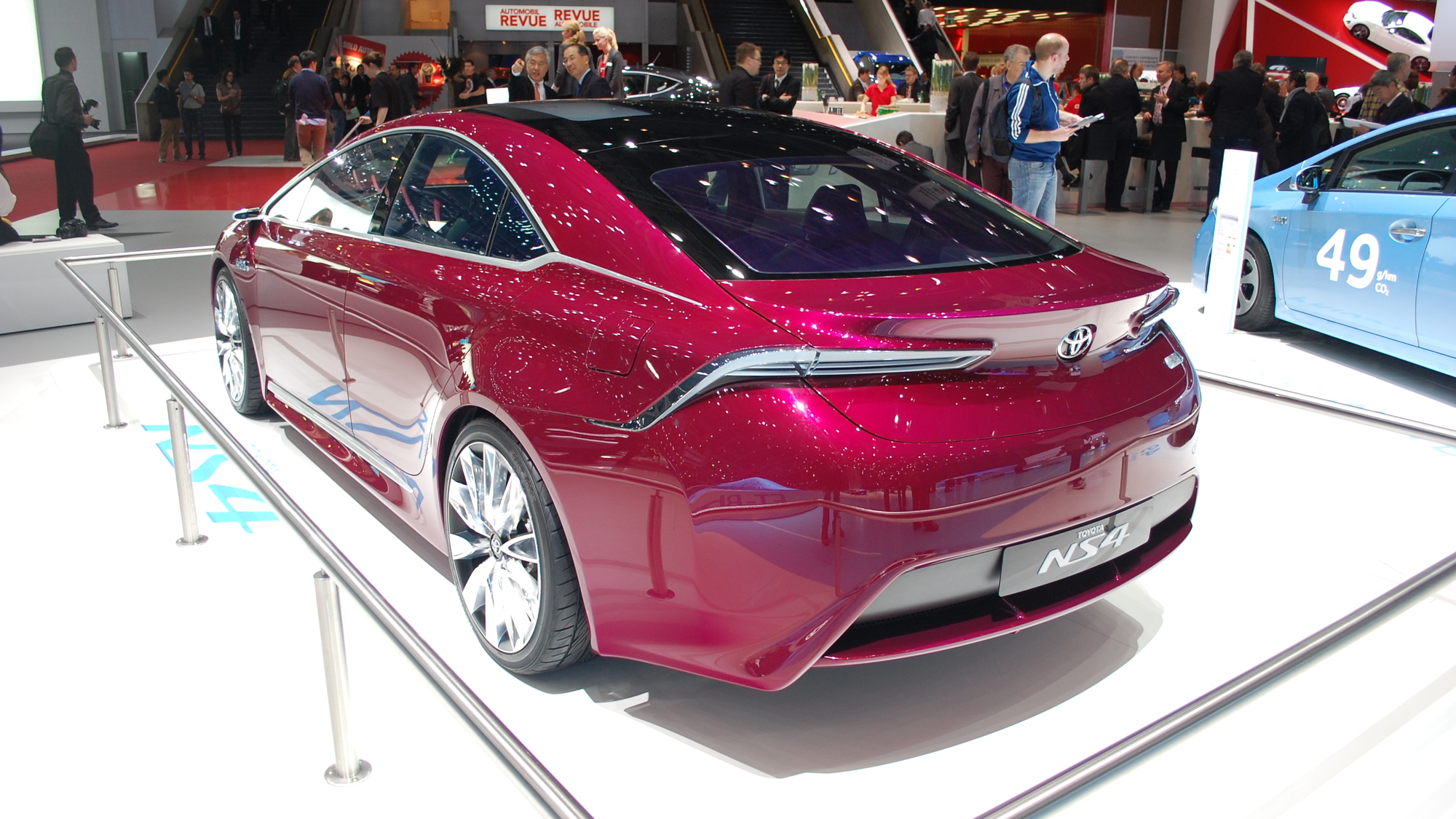 2012 Toyota NS4 Plug-In Hybrid Concept