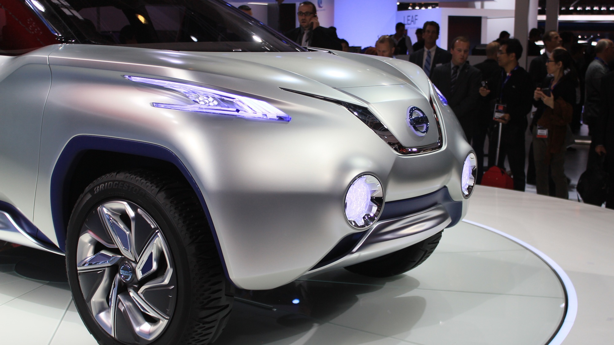 Nissan Terra FCEV Concept, 2012 Paris Auto Show