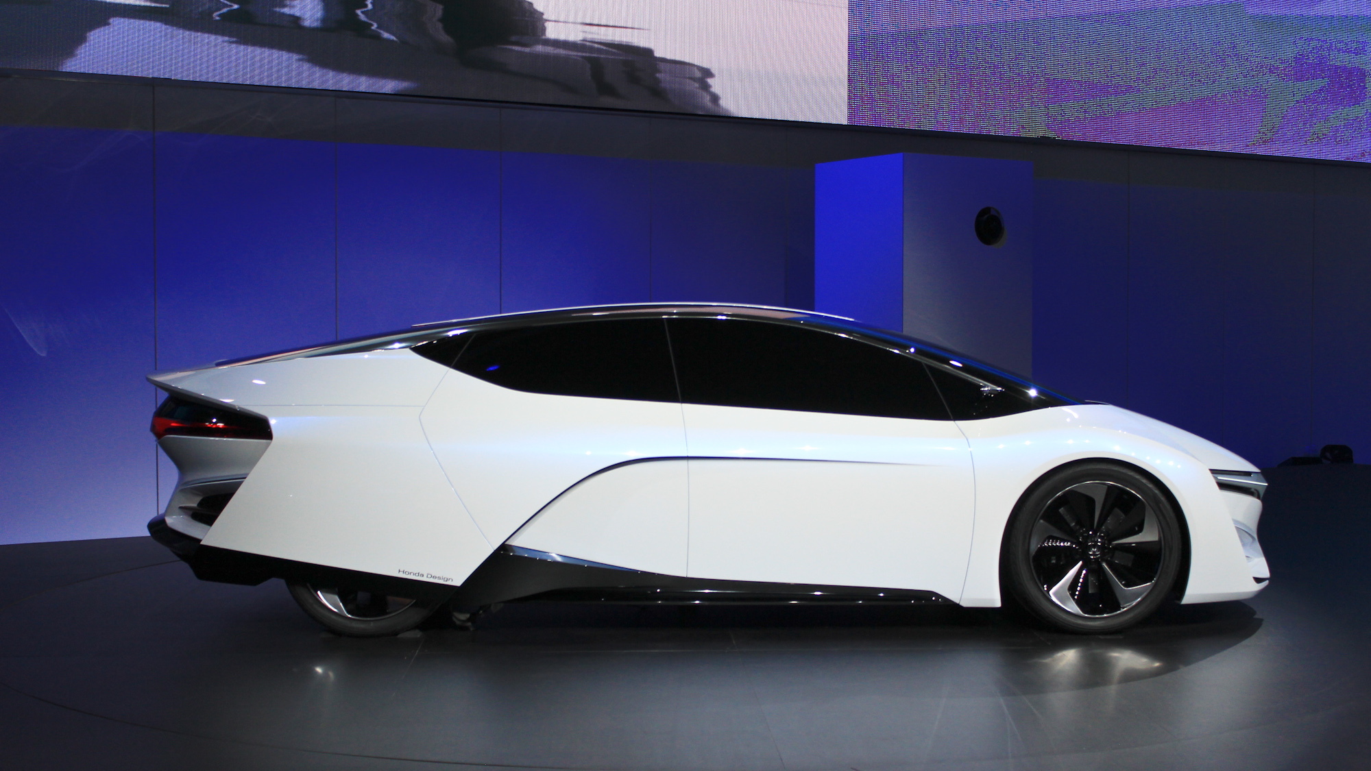 Honda FCEV Concept, 2013 Los Angeles Auto Show