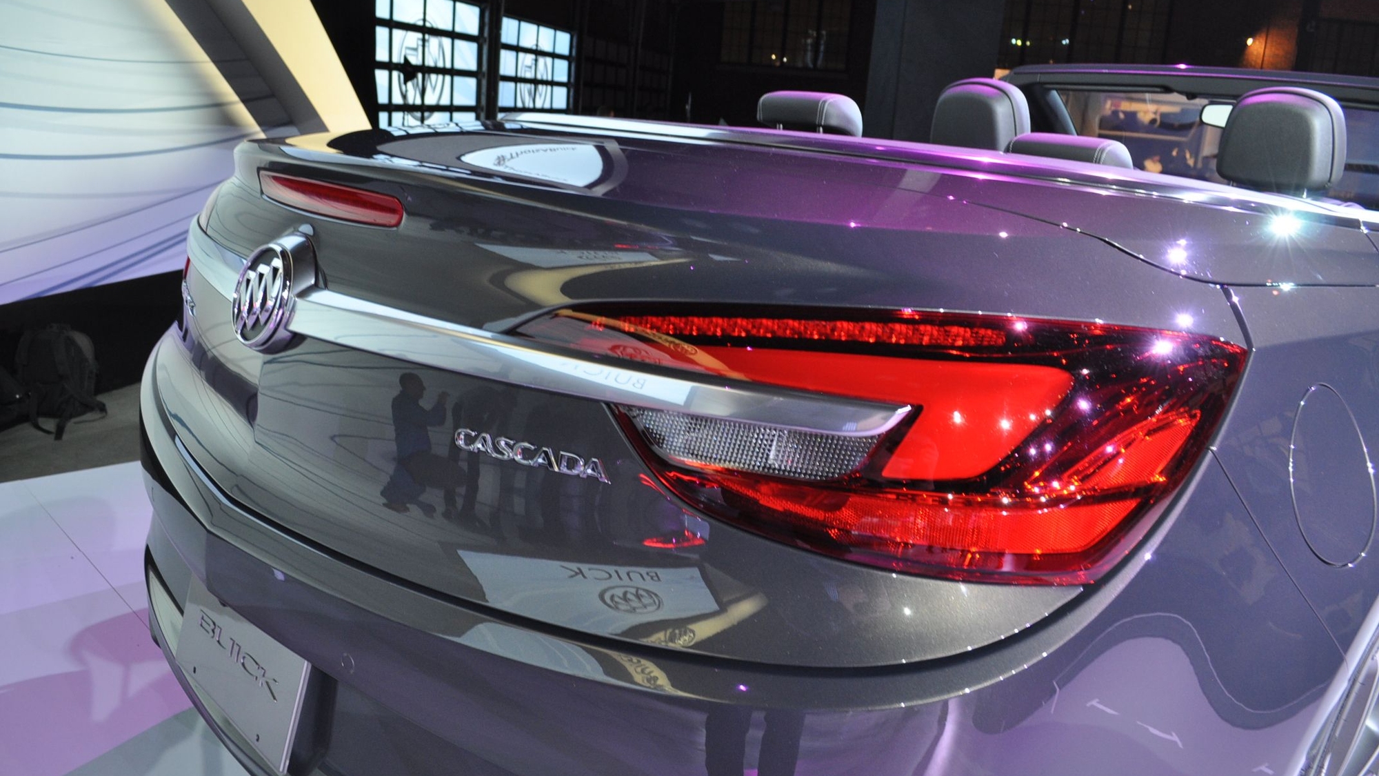 2016 Buick Cascada Live Photos - 2015 Detroit Auto Show