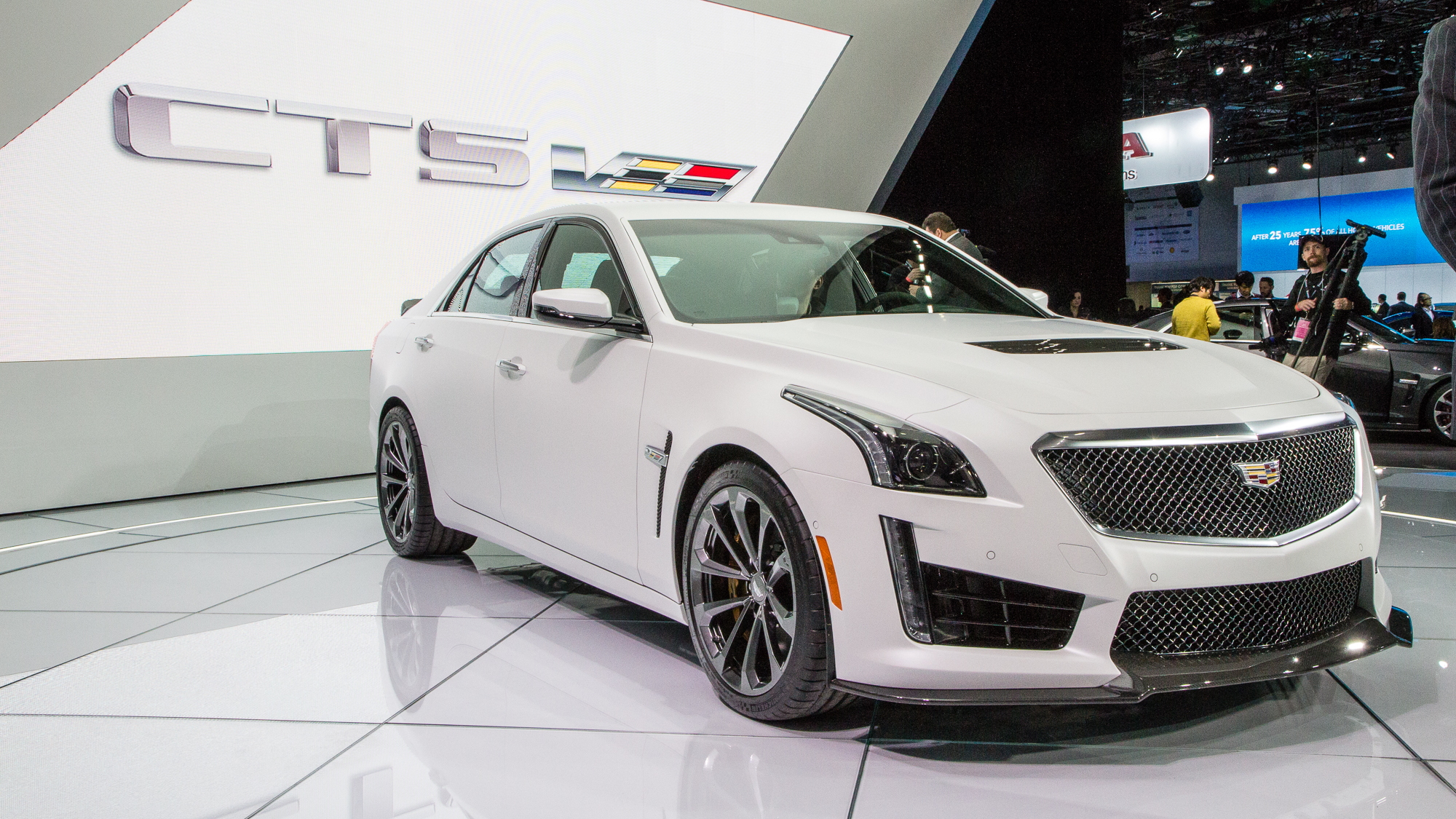 2016 Cadillac CTS-V live photos, 2015 Detroit Auto Show