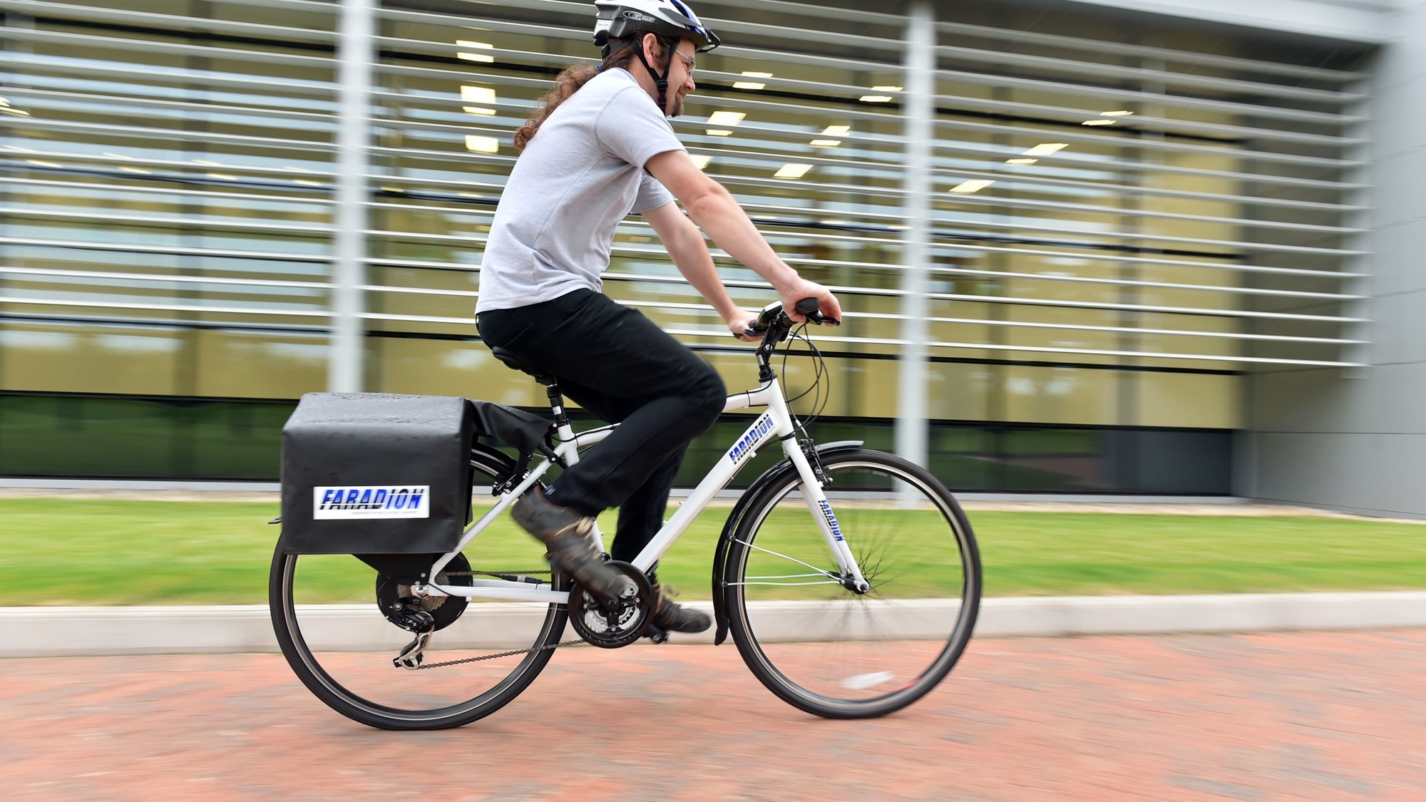 Faradion prototype electric bicycle powered by sodium-ion battery pack