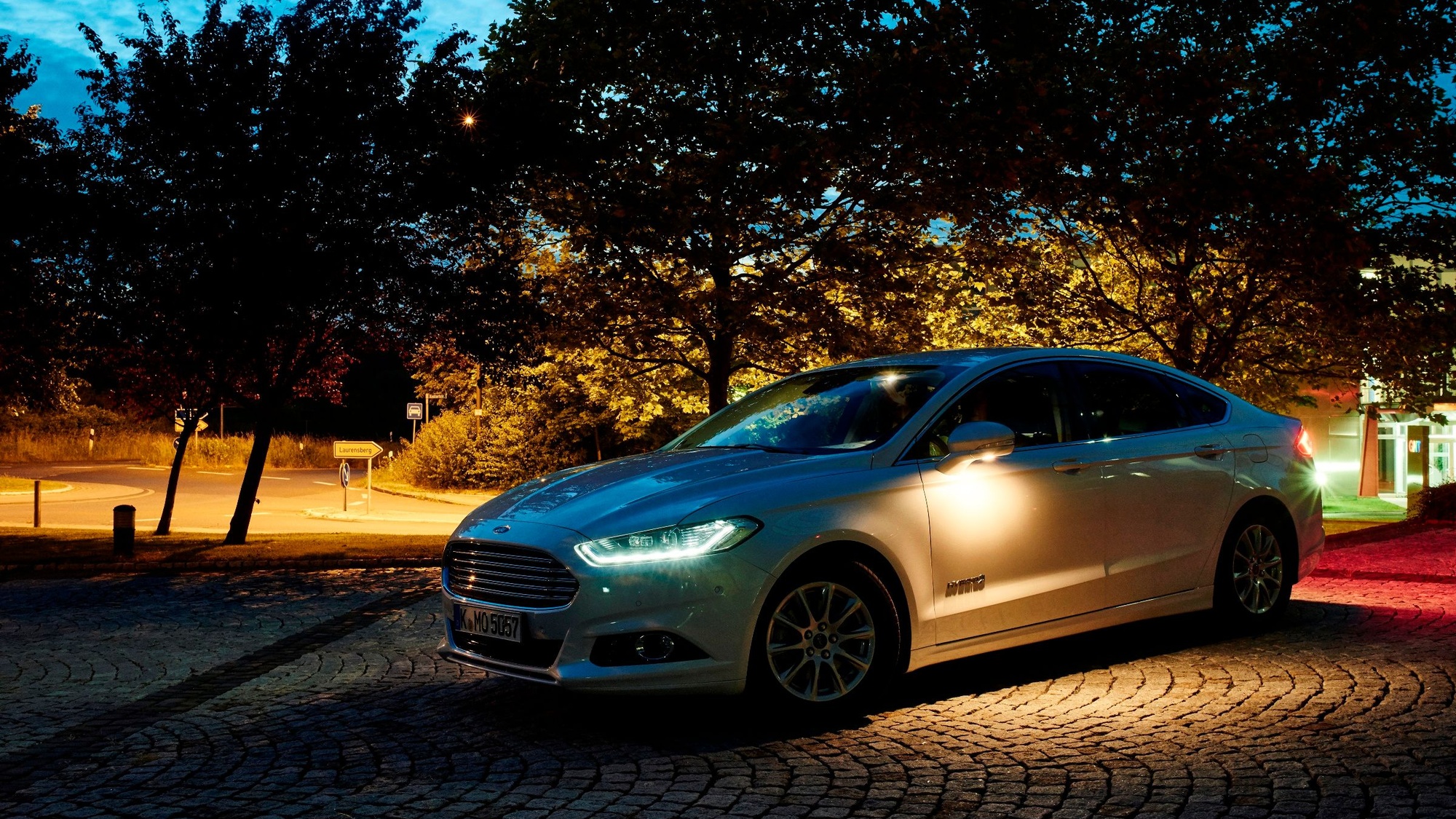 Camera-Based Advanced Front Lighting System