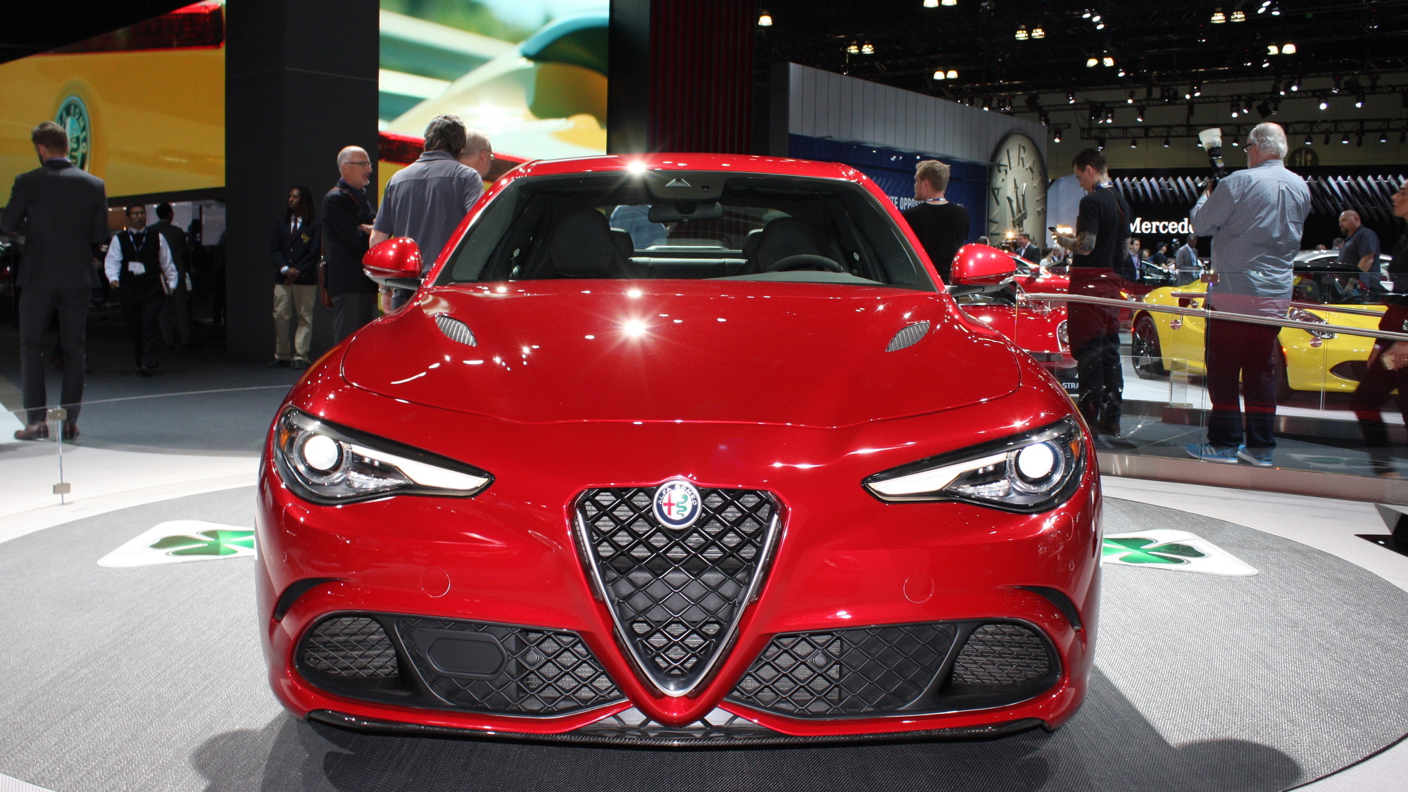 2017 Alfa Romeo Giulia Quadrifoglio, 2015 Los Angeles Auto Show