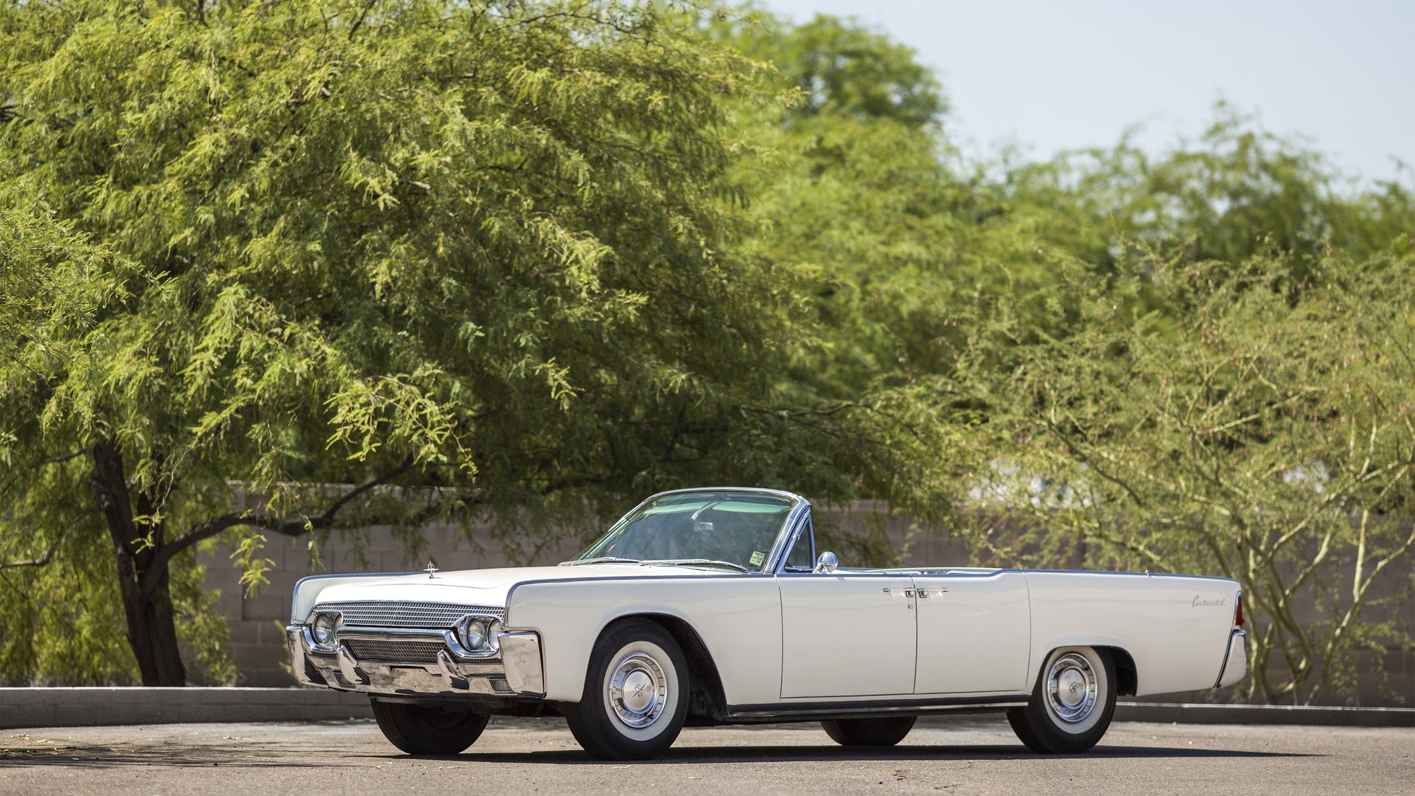 ex-Jackie Kennedy 1961 Lincoln Continental
