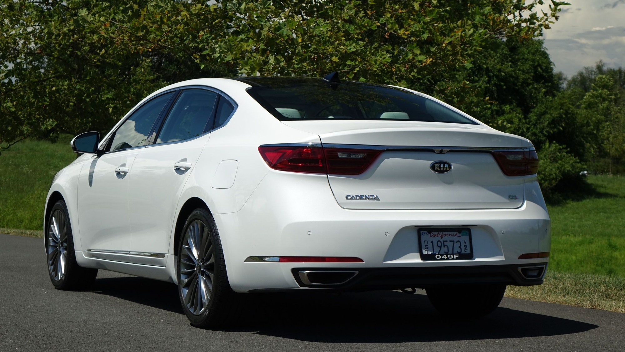 2017 Kia Cadenza 