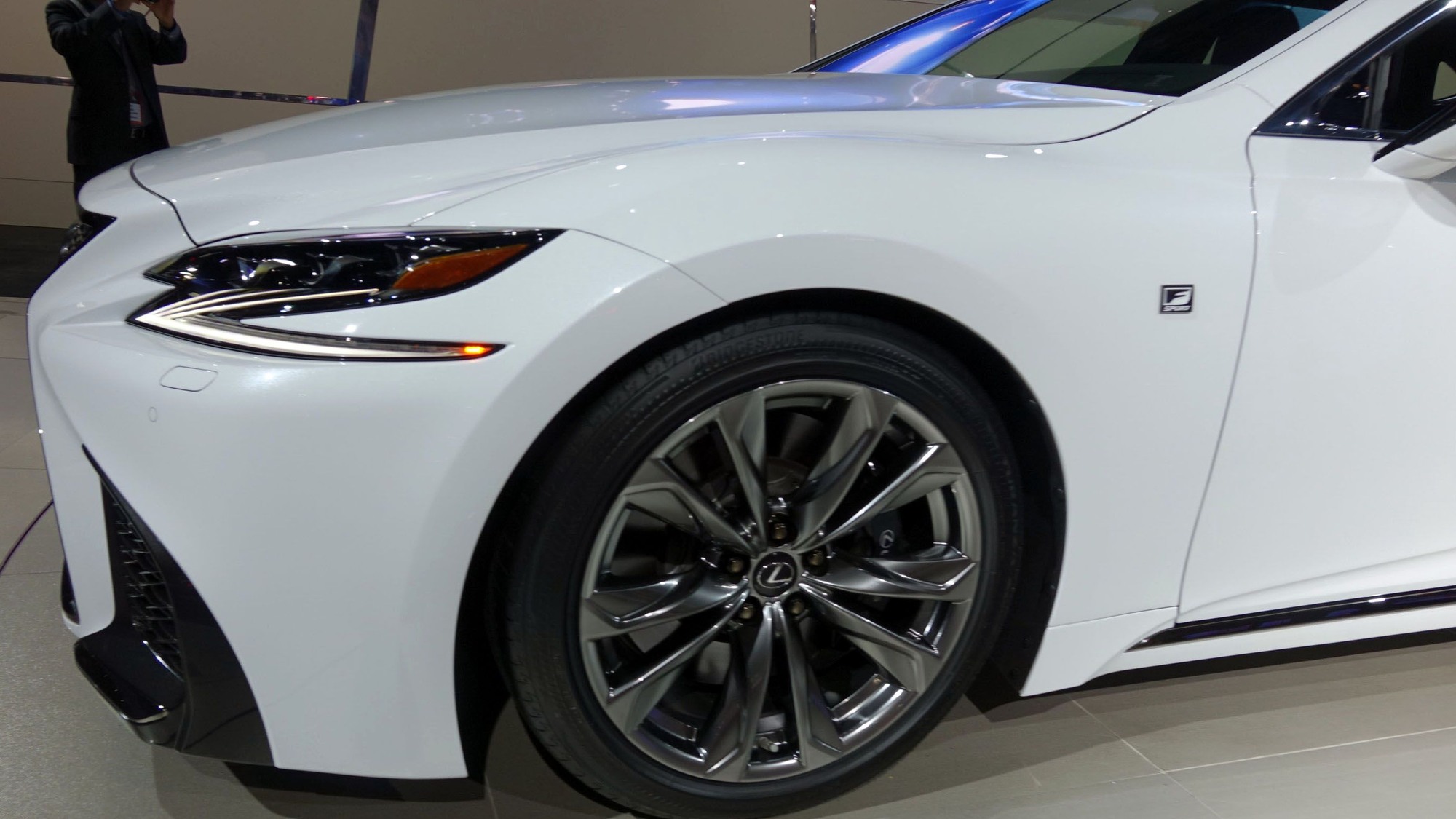 2018 Lexus LS 500 F-Sport, 2017 New York auto show