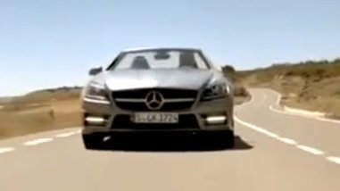 Screencapture of leaked 2012 Mercedes-Benz SLK video