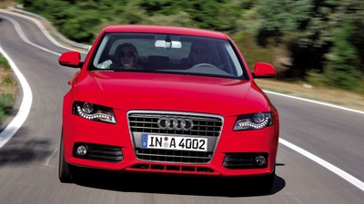 Audi expands U.S. A4 range with FWD and manual models