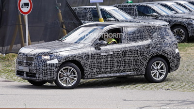 2025 BMW X3 plug-in hybrid spy shots: Electrified crossover spotted