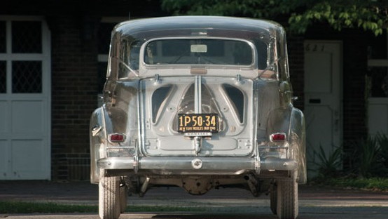 1939 Pontiac Deluxe Six 'Ghost Car'  Image: RM Auctions