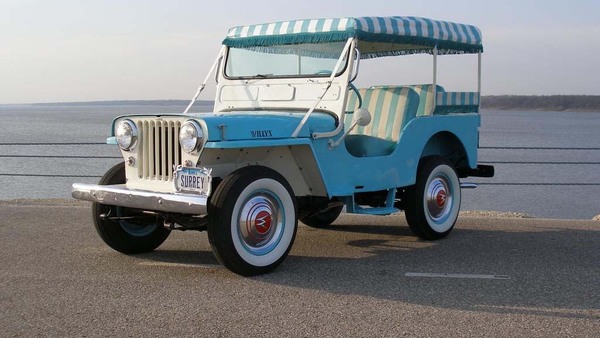 1964 Jeep DJ-3A Surrey