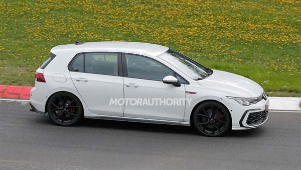 Final Volkswagen Golf GTI with gas engine has been spied