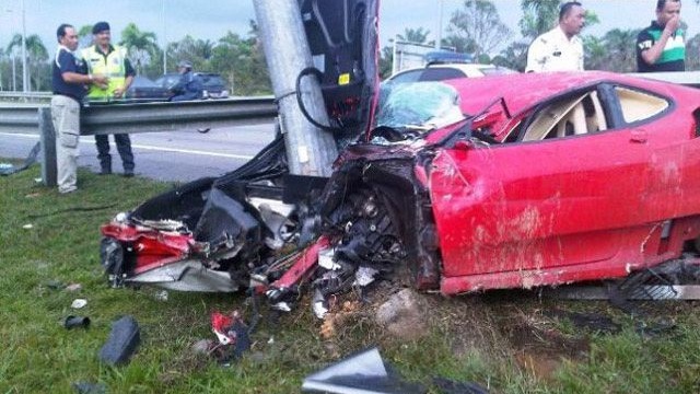 Ferrari F430 crash in Malaysia - Image courtesy of Wrecked Exotics