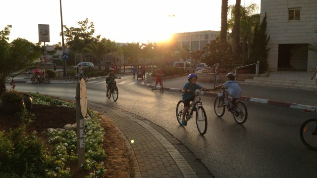 Tel Aviv, Israel, free of traffic during Yom Kippur holiday [photo: Brian of London]