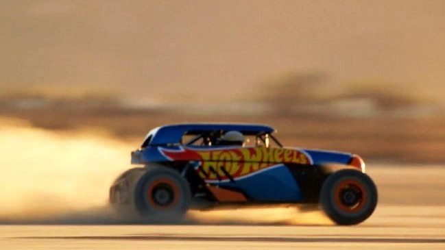 hot wheels dirt track cars