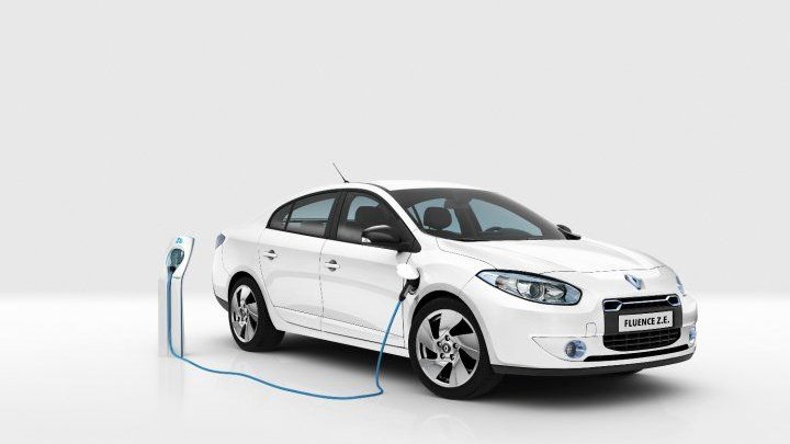 Renault Fluence ZE production electric sedan