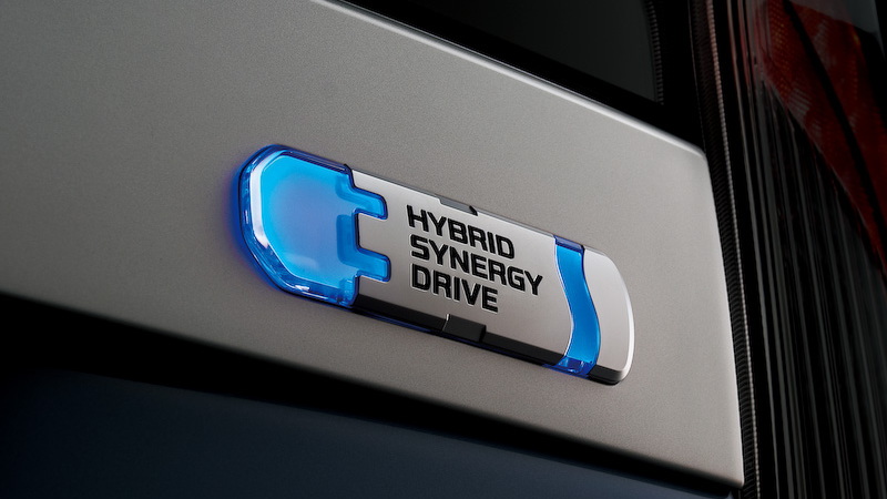 2014 Toyota Prius Plug-In Hybrid (Japanese version).