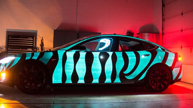 Tesla Model S with LumiLor electroluminescent light coating