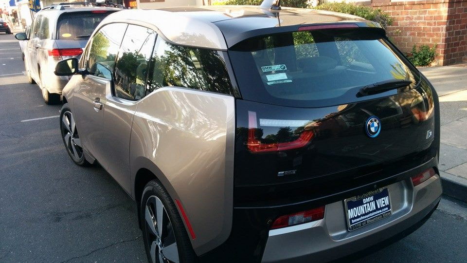 2014 BMW i3 cars in Los Altos, California, June 2014 [photo: Anton Wahlman]