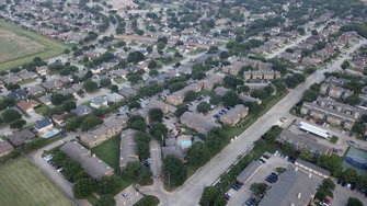 Windscape Apartments - Grand Prairie, TX