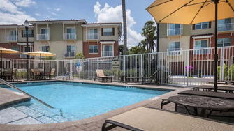 Midtown Delray Apartments - Delray Beach, FL