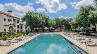 Mesa Verde Apartments - Austin, TX