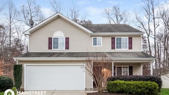 5400 Waterpoint Dr - Browns Summit, NC