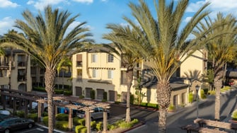 Rolling Hills Gardens Apartments - Chula Vista, CA