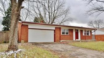 9211 Granville Ln - Indianapolis, IN