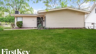 2420 Cherry Lane - Florissant, MO