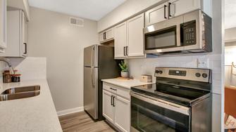 Lockhart Apartment Homes - Mesquite, TX