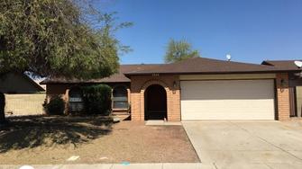 5620 West Lupine Ave - Glendale, AZ