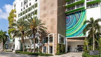 Bay Parc Plaza Apartments - Miami, FL