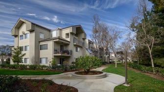 Creekside Village Apartments - Fremont, CA