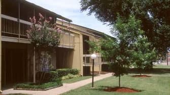Spanish Ridge Apartments - Dallas, TX