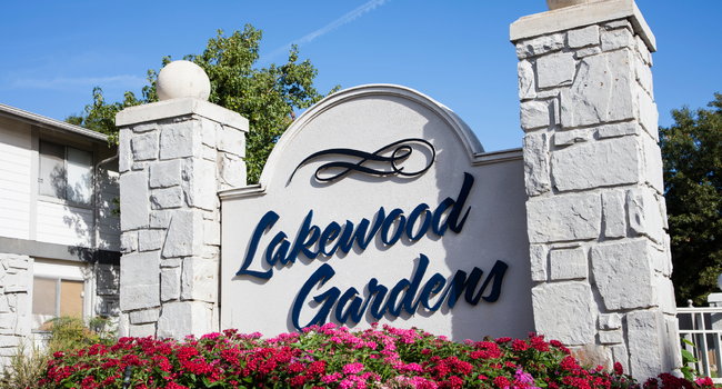 Lakewood Gardens Condominiums - Tulsa OK