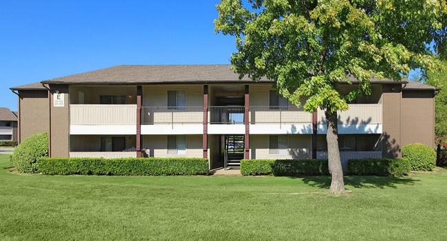 Hutton Creek Apartments 47 Reviews Carrollton Tx Apartments